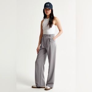 NWT Abercrombie & Fitch Sloane Tailored Pant, Size M